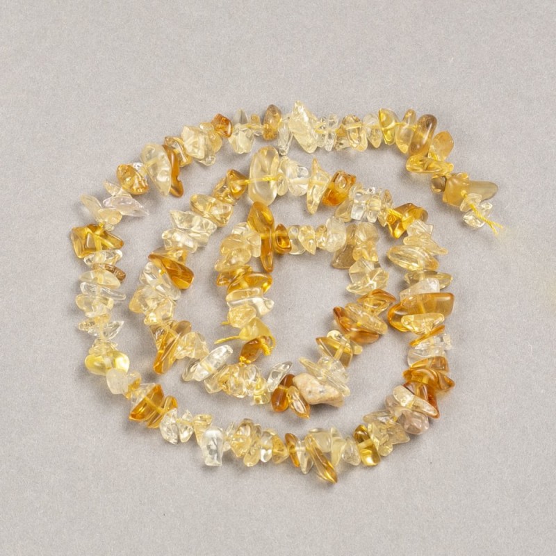Koraliki z cytrynu na nici, naturalny kamień, drobinka cytrynu 8×3 mm + -, długość 39 cm +