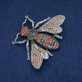 Broszka Motyl złociste, czarne i benzinowe kryształy, ciemnosrebrny metal 70x55 mm +