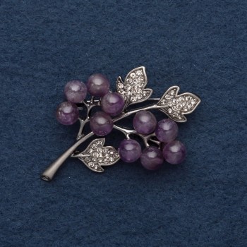 Broszka „Ametystowe jagody” 5×4 cm, z szarego metalu