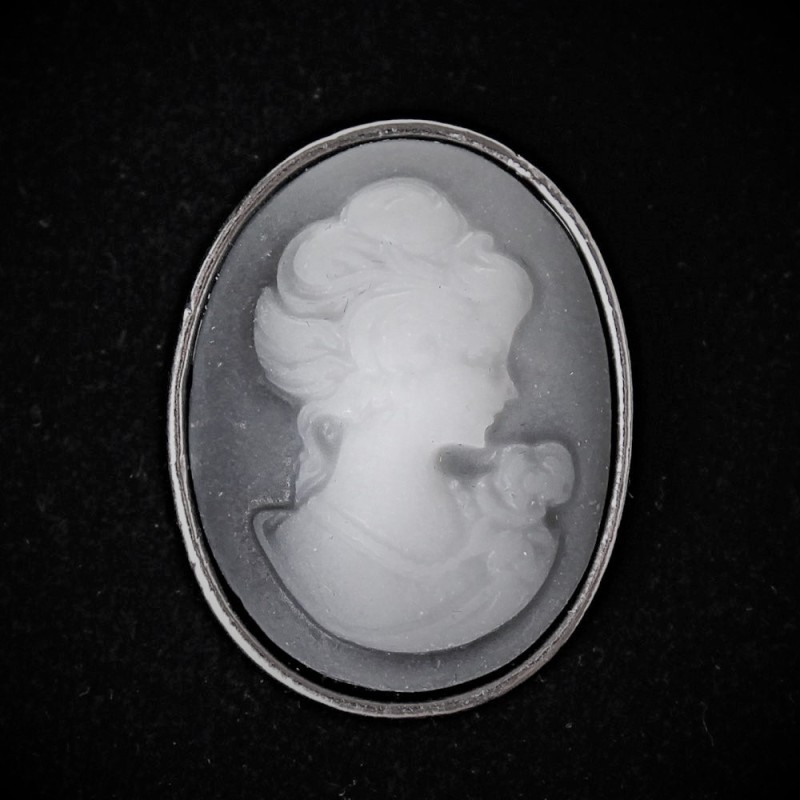 Broszka kamea 3×2,5 cm