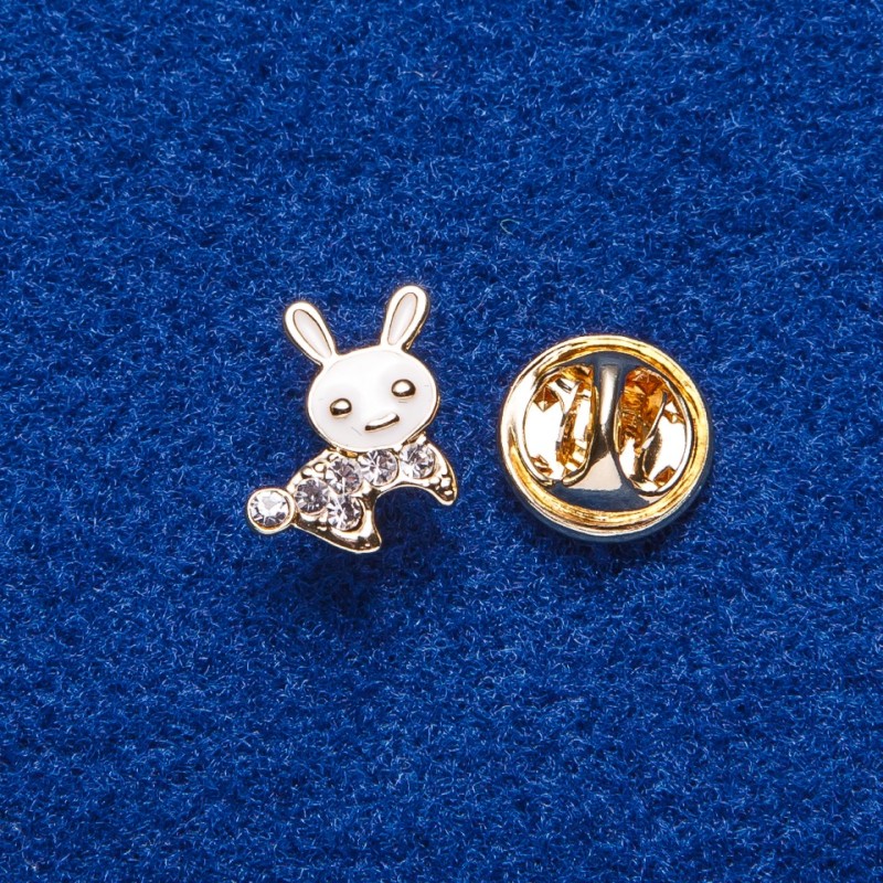 Broszka na śrubkę «Zajączek» 1,4×1,2 cm metal złocisty