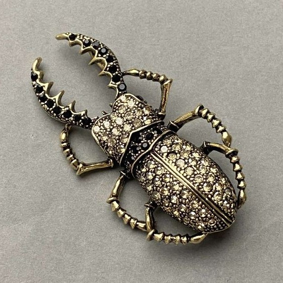 Spinka Motyl Majowy z cyrkoniami w złotym metalu 28x57mm