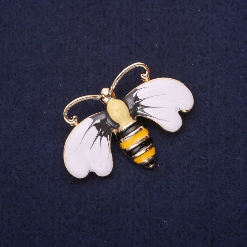 Broszka pszczoła-motyl emalia kolor biały, żółty, szary, czarny 41×30 mm, metal złocisty