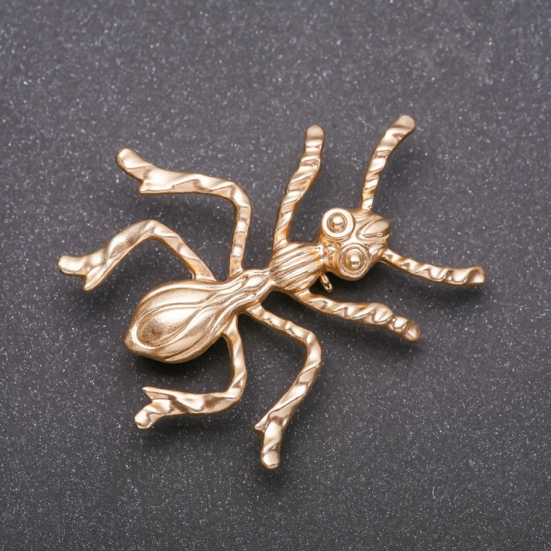 Broszka mrówka z żółtego metalu 50×45 mm