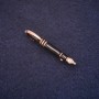 Broszka w formie długopisu, 5×45 mm, emalia, kolor czarny, metal złocisty
