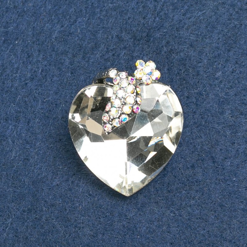 Broszka Serce z metalem srebrzystym, biały kryształ i benzynowy strass 32×27 mm +