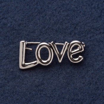 Broszka "LOVE" 3×1,5 cm z szarego metalu