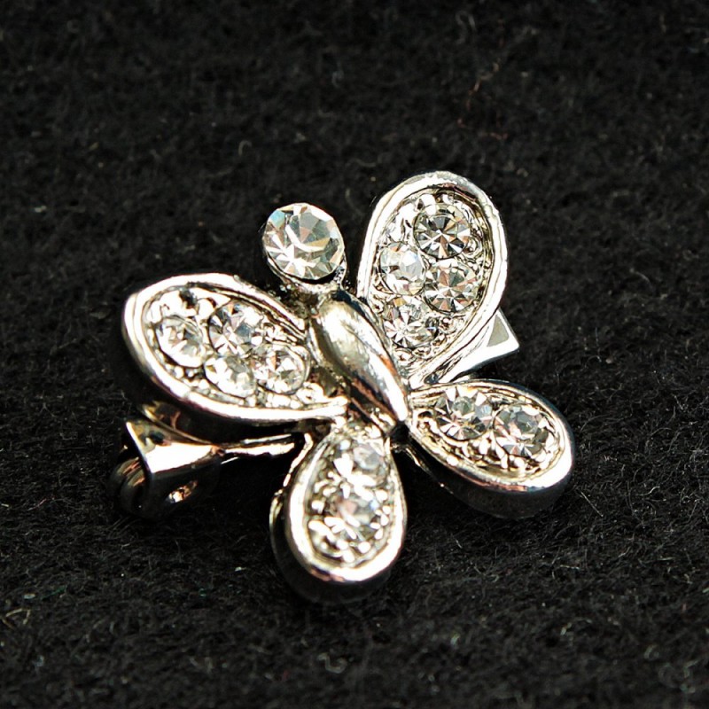 (17/15 mm) Broszka miniaturowa, jasny metal, motyl ze strassami