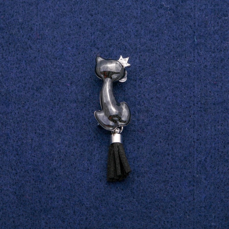 Broszka Kotek z emalią i ogonem pędzelka 14×50 mm, srebrzysty metal