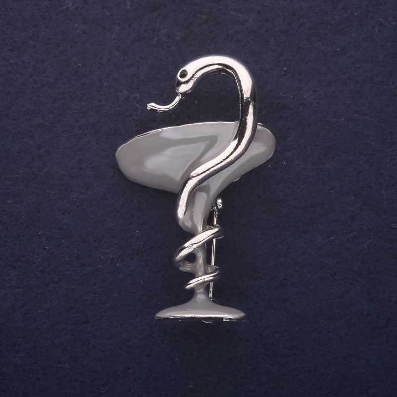 Broszka „Kielich ze wężem” emaliowana, kolor szary, 44×21 mm, metal srebrzysty