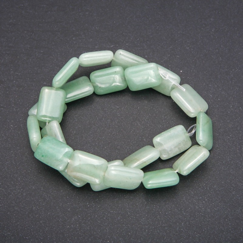 Koraliki z naturalnego nefrytu w kształcie prostokątów, wymiar 13x18 mm, długość 38 cm (±)