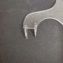 Sztyfty do kolczyków z cyrkoniami 19×2 mm, srebrzysty metal, cena za parę