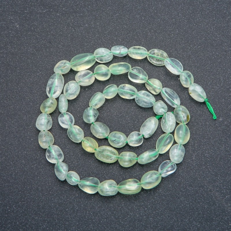 Koraliki na nici z naturalnego kamienia Prenit fasetowane, średnica 8×6 mm, długość 40 cm +