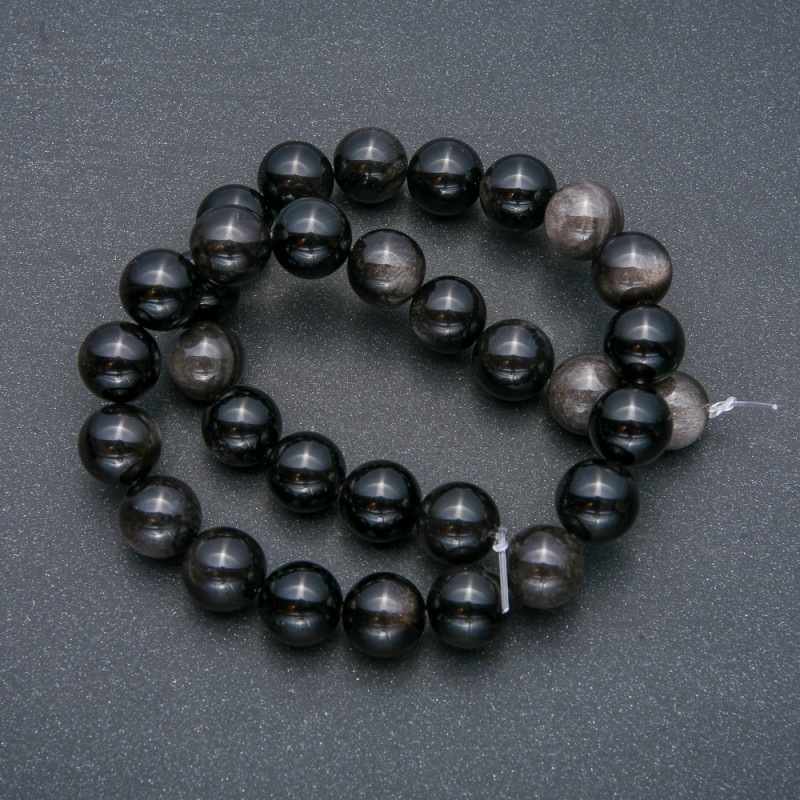 Koraliki na nici z naturalnego kamienia – srebrzysty obsydian, gładka kulka, średnica 12 mm +/-, długość 39 cm +/-
