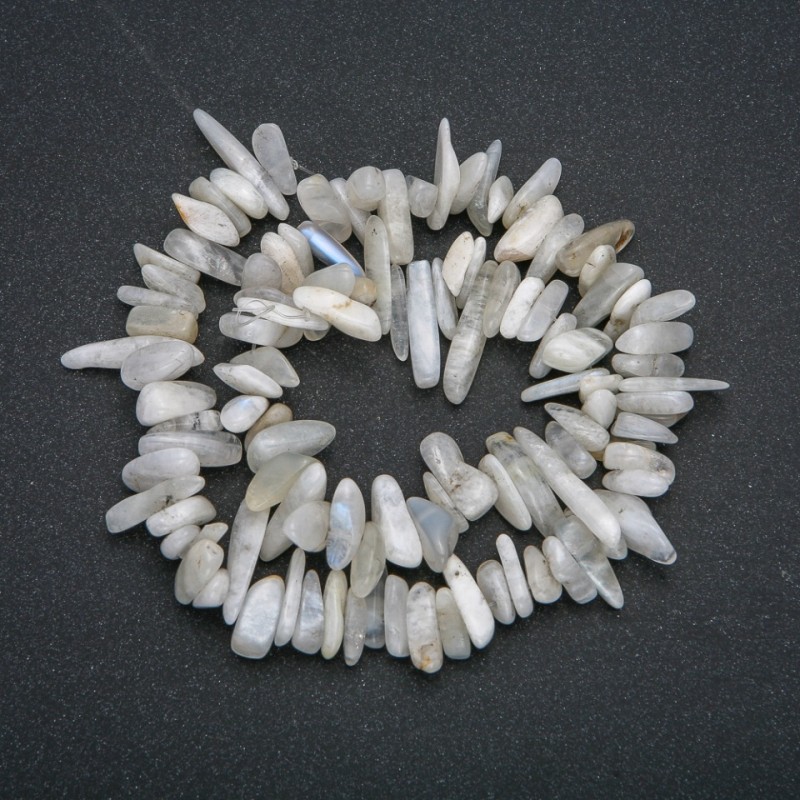 Nić z naturalnego adularu – drobina 'igiełka', średnica 18×5 mm, długość 41 cm +