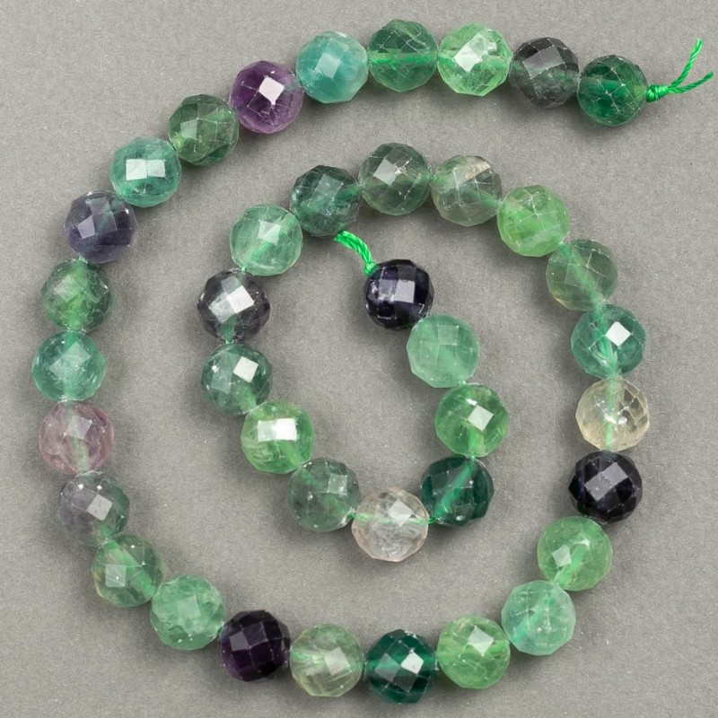 Naturalny kamień fluoryt – fasetowane koraliki na nici, średnica 10 mm, długość 38 cm +