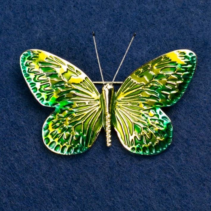 Broszka „Motyl” zielona emalia, złoty kolor metalu 55×39 mm