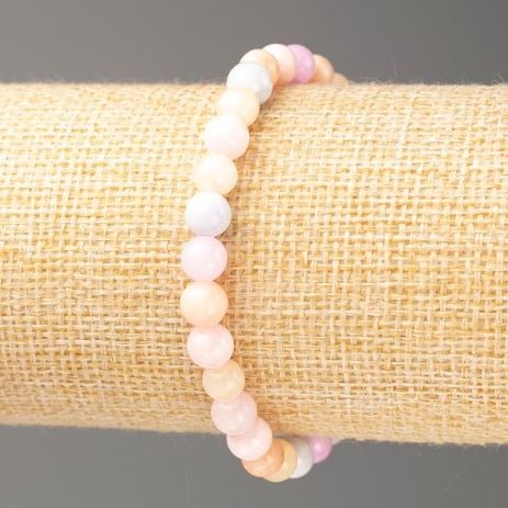 Bransoletka na gumce z morganitu (sztuczny akryl) gładkie kulki o średnicy 6 mm, długość 18 cm