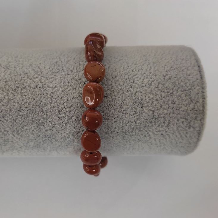 Bransoletka z czerwonego jaspisu z naturalnego kamienia, galetowana na gumce, średnica 10×8 mm, długość 18 cm (±)