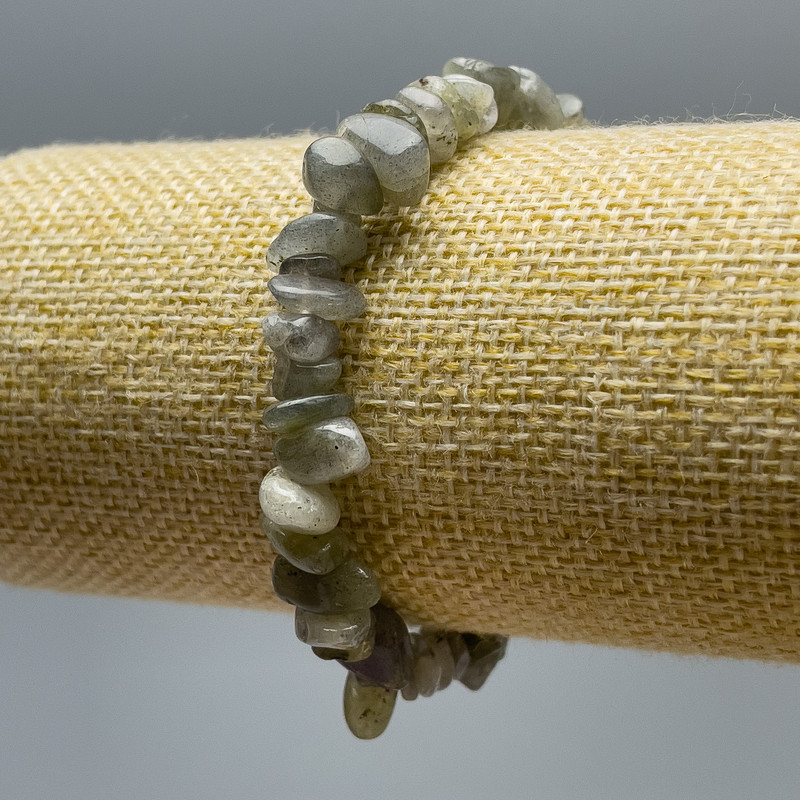 Bransoletka z labradorytu, naturalne drobiny kamienia, średnica 9×4 mm, długość 18 cm (elastyczna)