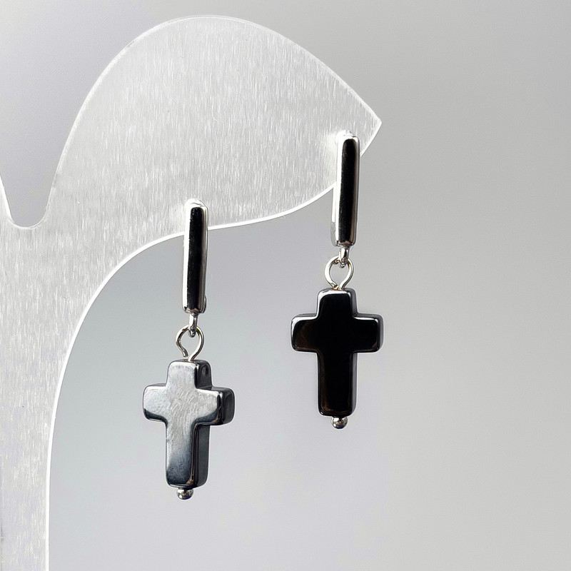 Kolczyki hematyt Krzyż, średnica 10×16 mm, długość 33 mm