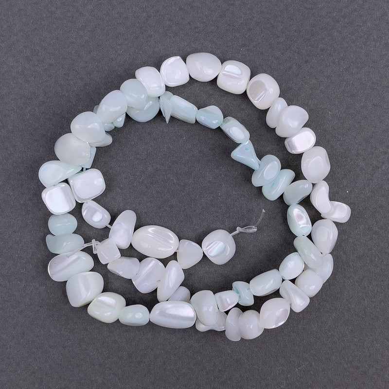 Koraliki perłowe fasetowane, średnica 8×6 mm, długość 41 cm na żyłce