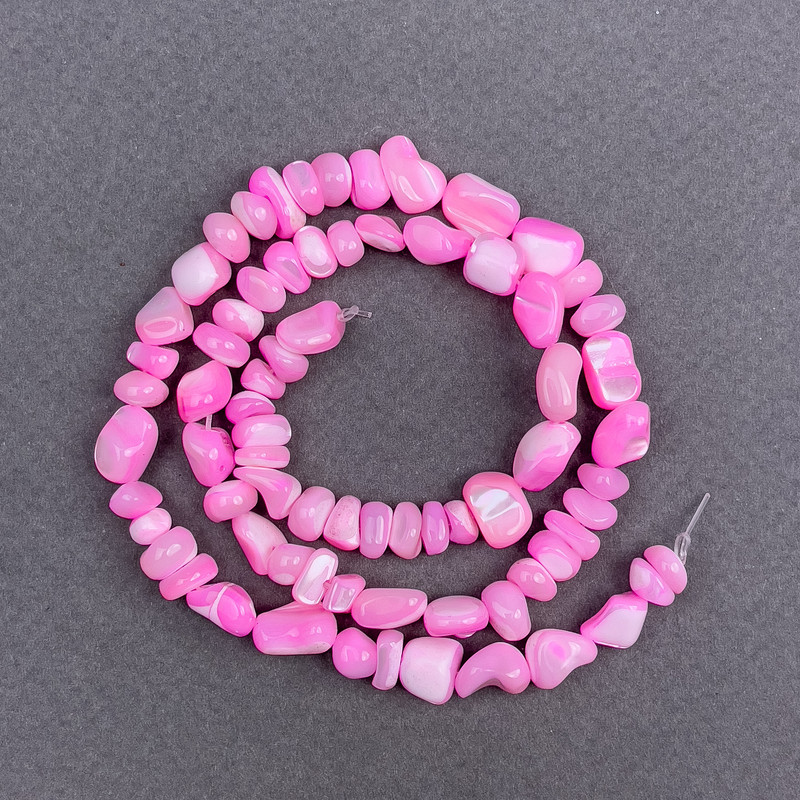Koraliki tonowane malinowe perłowe fasetowane, średnica 8×6 mm, długość około 41 cm na żyłce