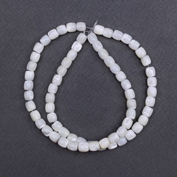Koraliki z masy perłowej w formie barila, 6×6 mm, długość około 40 cm na żyłce