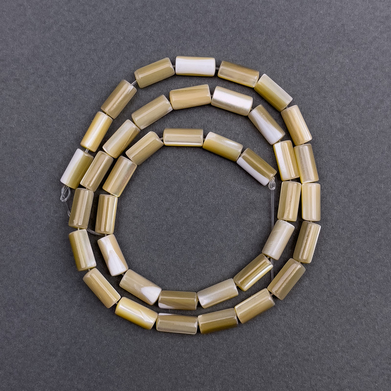 Koraliki z beżu perłowego, cylindryczne, 5×10 mm, długość 40 cm, na żyłce