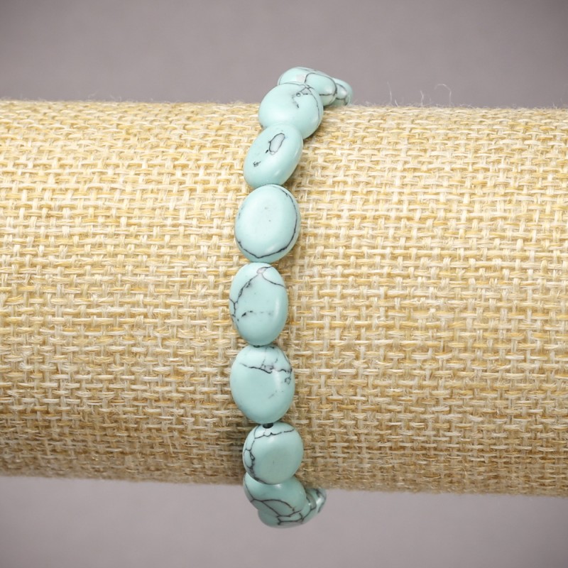 Bransoletka na gumce z turkusem, gładkie owalne koraliki, średnica 10x8 mm, długość 18 cm ±