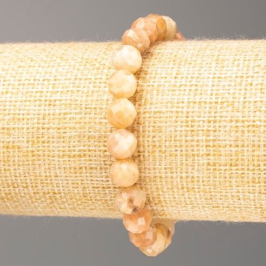 Bransoletka z selenitu, naturalny kamień, fasetowana kula, średnica 8 mm, długość 18 cm (rozciągliwa)