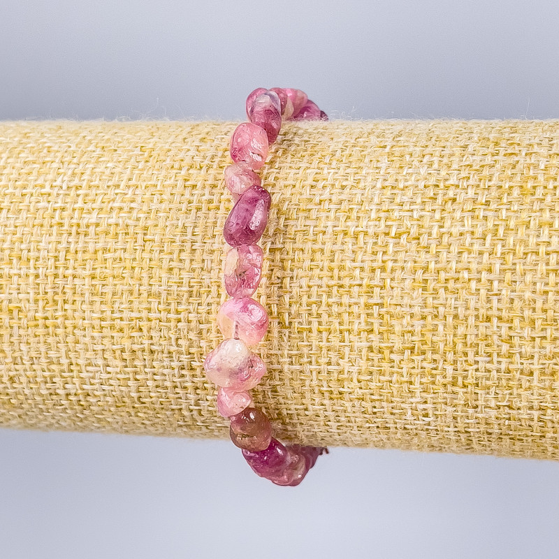 Bransoletka z turmalinu, naturalny kamień facetowany, średnica 6×8 mm ±, długość 18 cm (elastyczna)