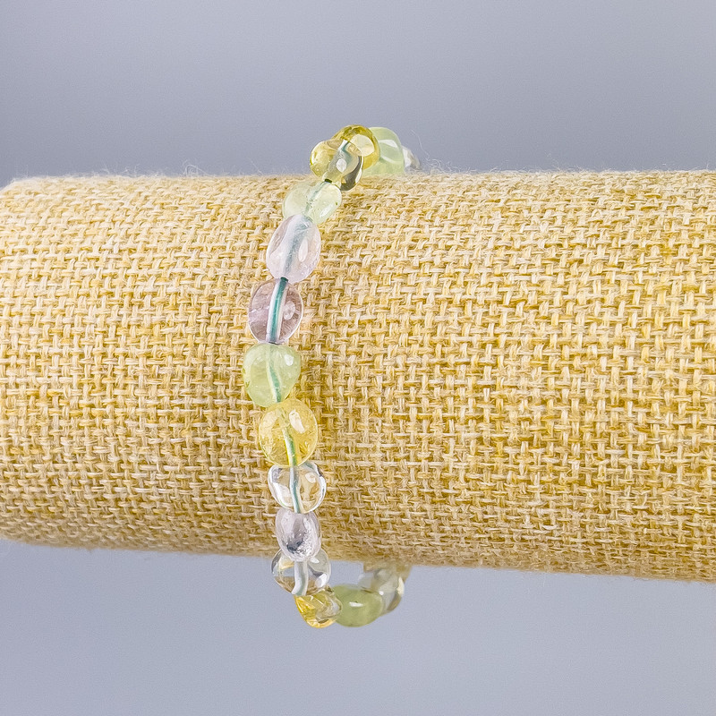 Bransoletka z asortymentu naturalnych kamieni fasetowanych, średnica 9×6 mm, długość 18 cm (rozciągana)