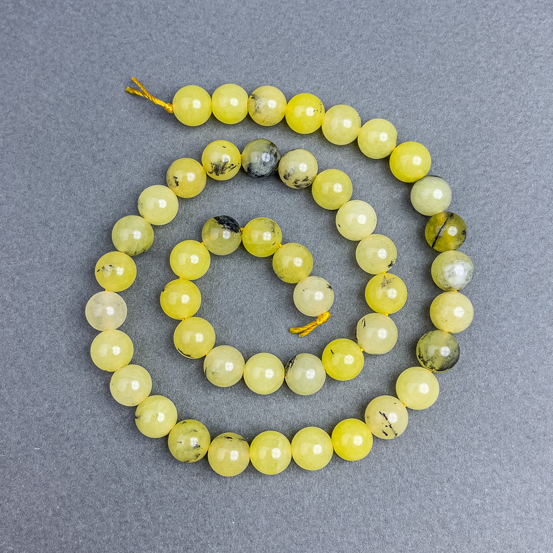Koraliki z żółtego turkusu, gładkie kulki, średnica 8,5 mm, na nitce, długość 38 cm+