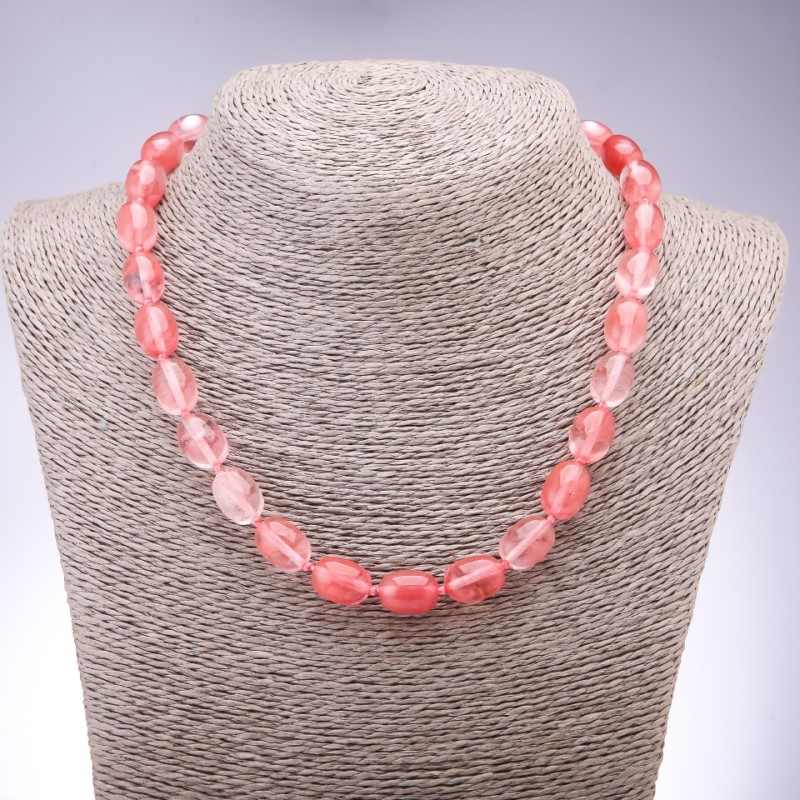 Naszyjnik z naturalnego kamienia chalcedonu «beczułka», średnica 9×14 mm, długość 48 cm