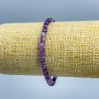 Bransoletka z ametystu, naturalny kamień, fasetowany sześcian, średnica 4,5×4,5 mm, długość 18 cm (elastyczna)