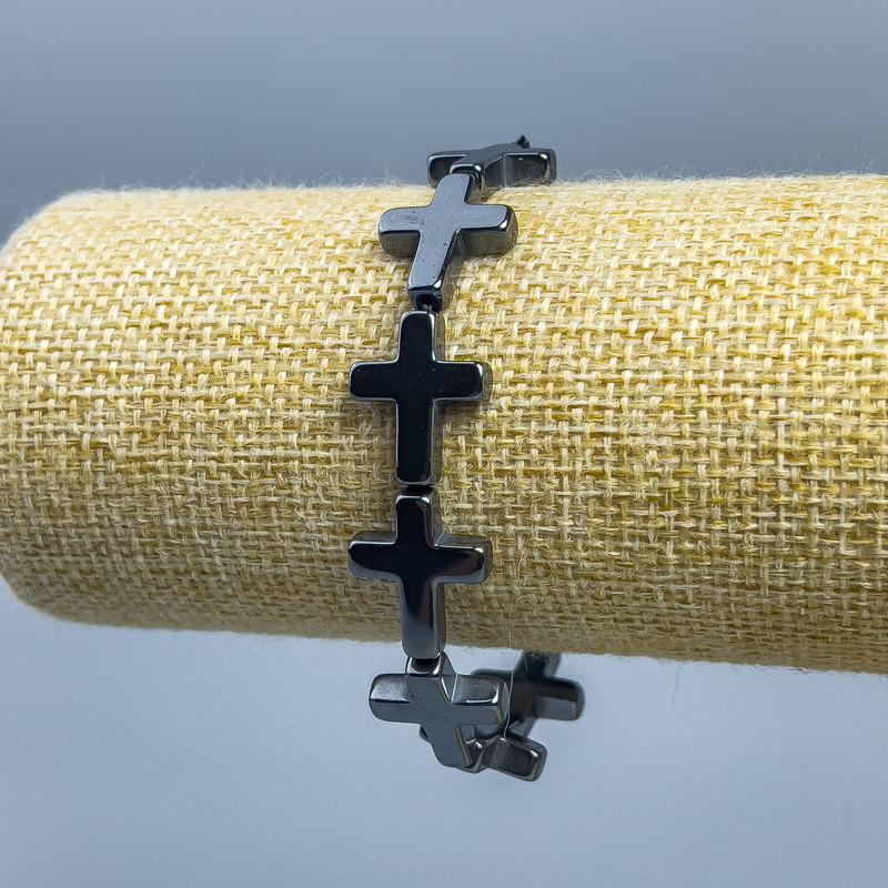 Bransoletka z hematitu «Krzyż», średnica 17×14 mm, długość 18 cm (rozciągliwa)
