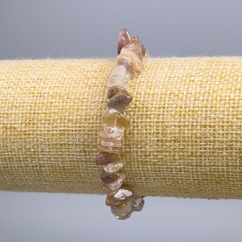 Bransoletka z kwarcu rutylowego włosistego, drobinki o średnicy około 8×3 mm, długość 18 cm (rozciągana)
