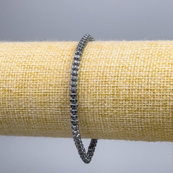 Bransoleta Hematyt Kwiat, średnica ok. 4×3 mm, długość 18 cm (elastyczny)