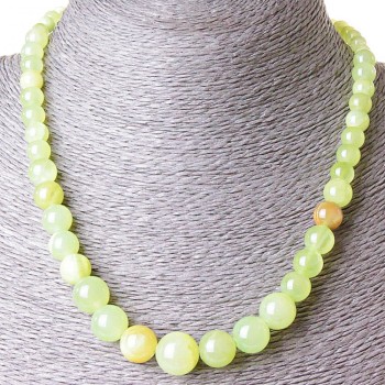 Naszyjnik z onyksu – kuleczki rosnące 6–14 mm, długość 47 cm bez węzła