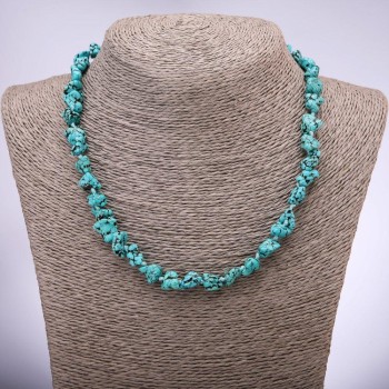 Naszyjnik "Turkus" z howlit fasetowany, średnica około 10 mm, długość 45 cm