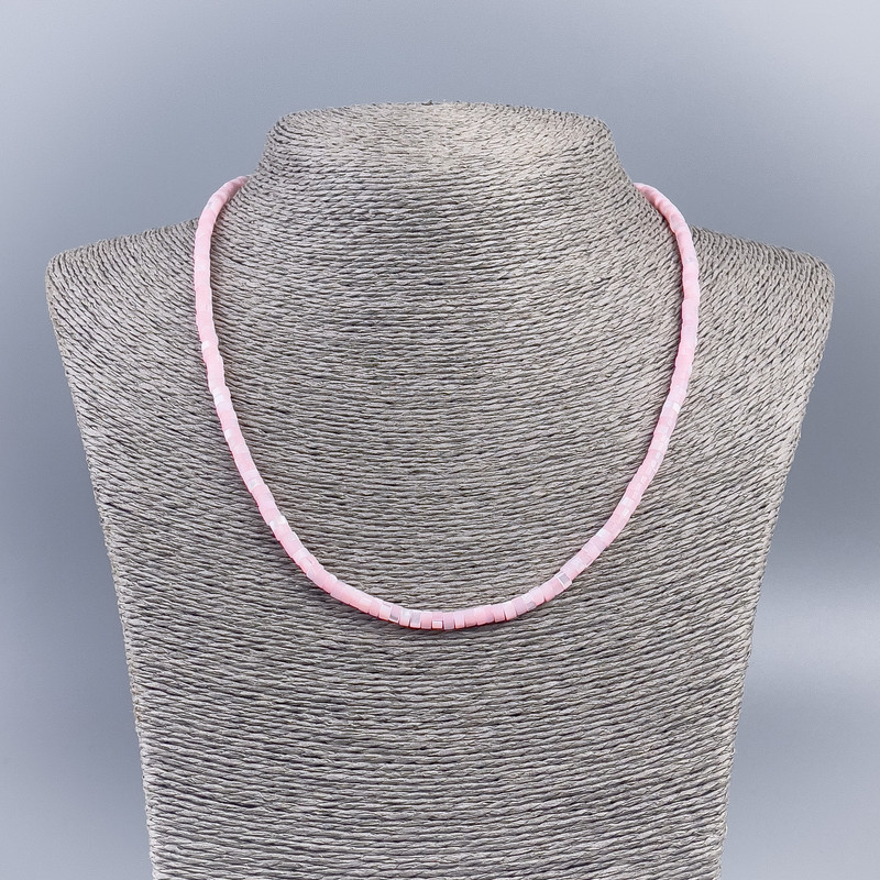 Naszyjnik-choker z naturalnej masy perłowej (tonowany) różowy, gładkie koraliki rondel, średnica 4×2 mm, długość 48 cm
