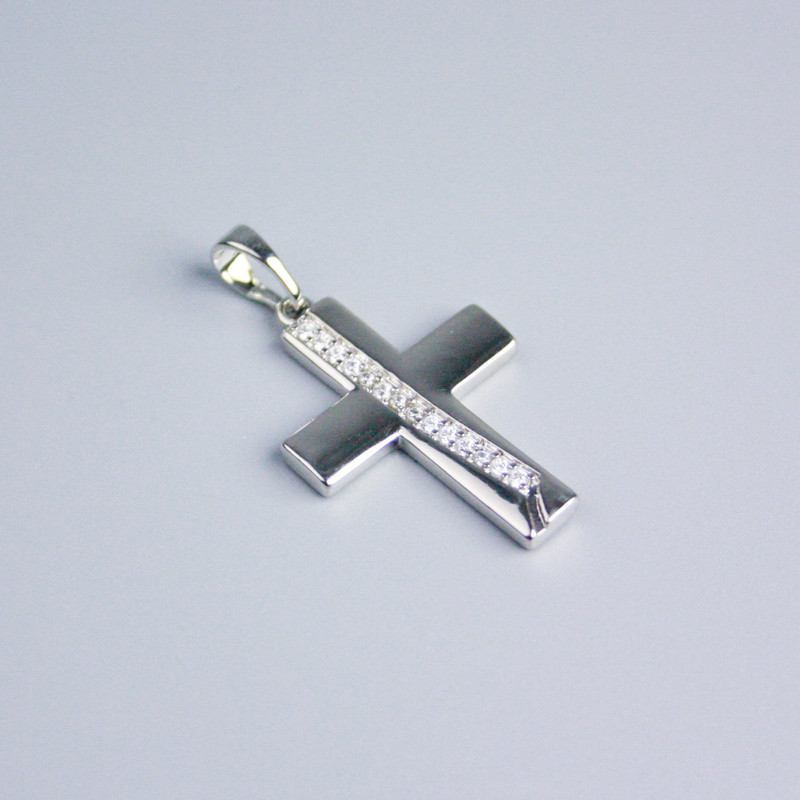 Wisiorek Xuping Rodowany Krzyż z białymi kryształami 24x18 mm+