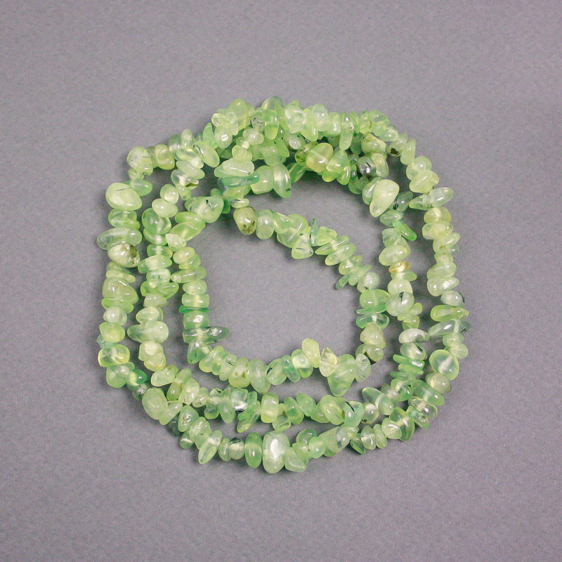 Koraliki z prenitu na żyłce – drobinka, średnica 8×6×4 mm, długość 76 cm