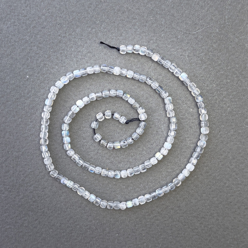 Koraliki z labradorytu na nitce, naturalny kamień, kostki, średnica 2,5 × 2,5 mm, długość 40 cm