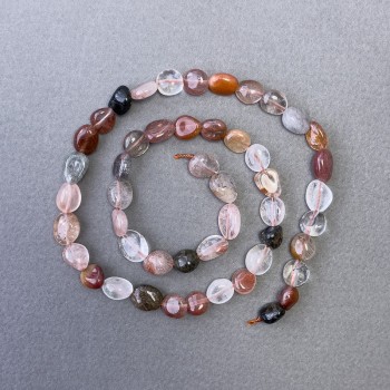 Koraliki kwarcu rutylowego włosistego, naturalny kamień, fasetowane, średnica ok. 7×9 mm, długość 40 cm+