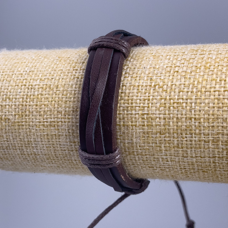 Bransoletka, długość 18–25 cm, grubość 14 mm, ekoskóra, kolor brązowy, na regulowane zapięcie