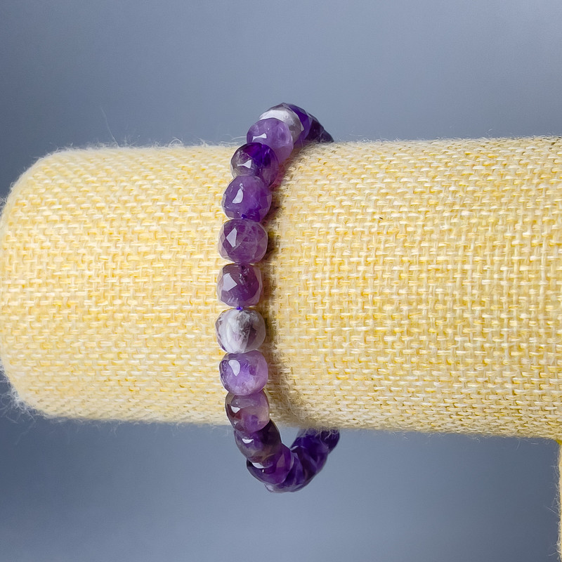 Bransoletka z ametystu, naturalny kamień, fasetowane kostki 7 mm, długość 18 cm (rozciągana)