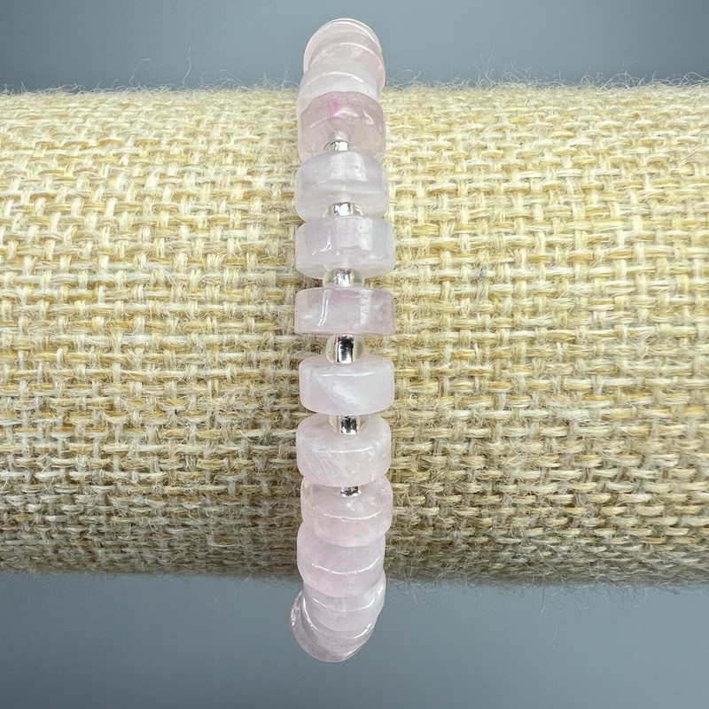 Bransoletka z różowego kwarcu, naturalny kamień, dyski o średnicy 7×3 mm, długość 18 cm, elastyczna, z koralikami