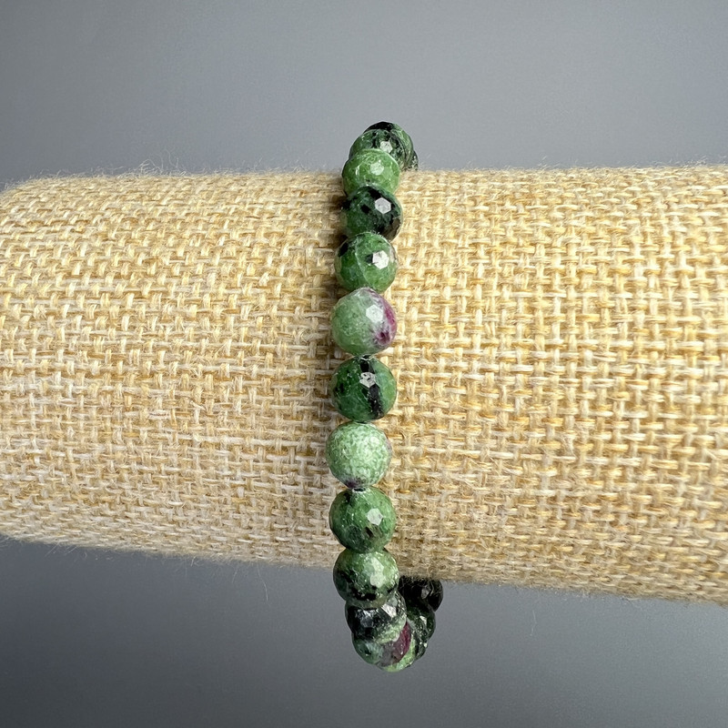 Bransoletka z zozytu, naturalny kamień, fasetowane kule, średnica 6 mm, długość 18 cm, na elastycznej gumce